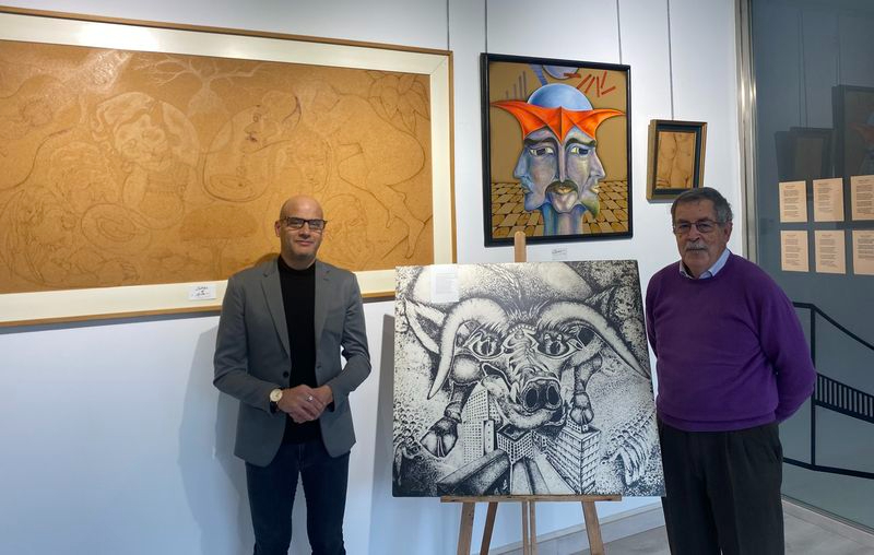 El conocido profesor de música salmantino y fundador de coros que se pasa a la pintura