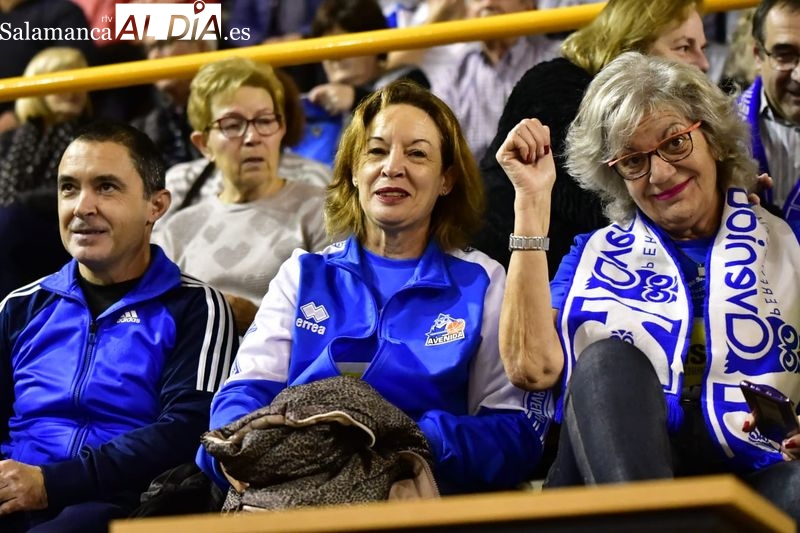 La afición del Perfumerías Avenida no se pierde otra cita europea en casa