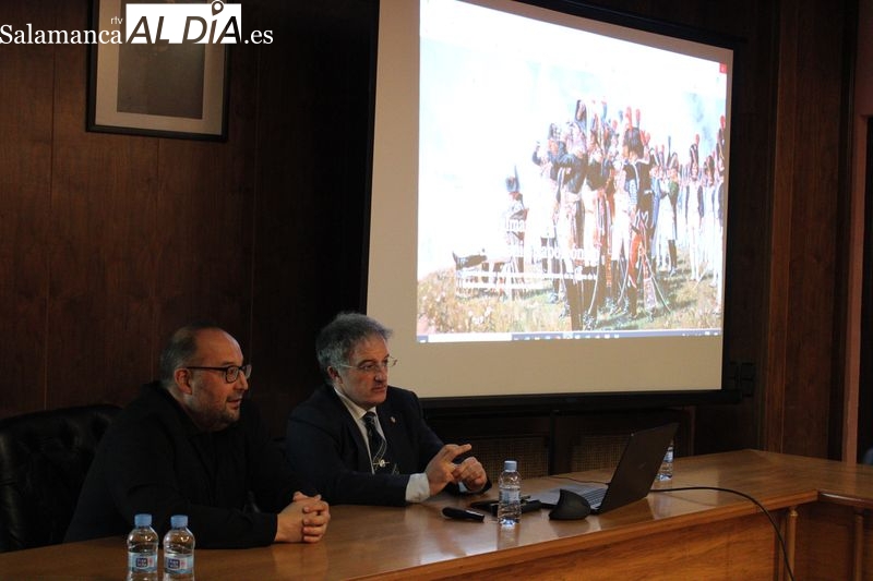 Arsenio García Fuertes ofrece una conferencia sobre la Batalla de Alba de Tormes
