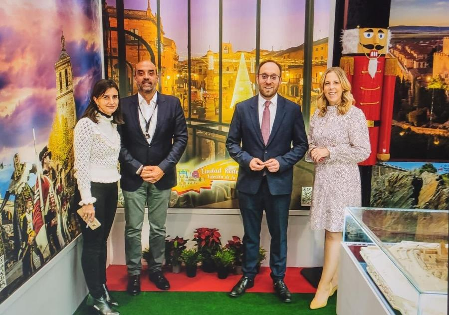 Ciudad Rodrigo se promociona en INTUR como ‘Estrella de la Navidad’