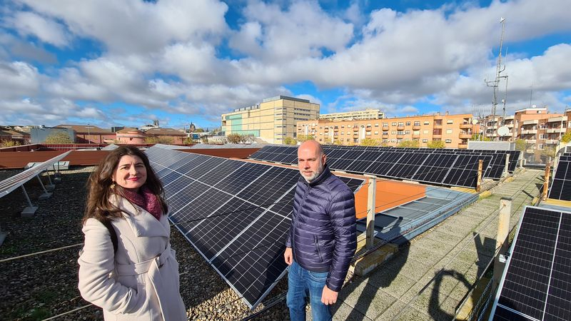 Las placas solares llegan a cuatro edificios municipales