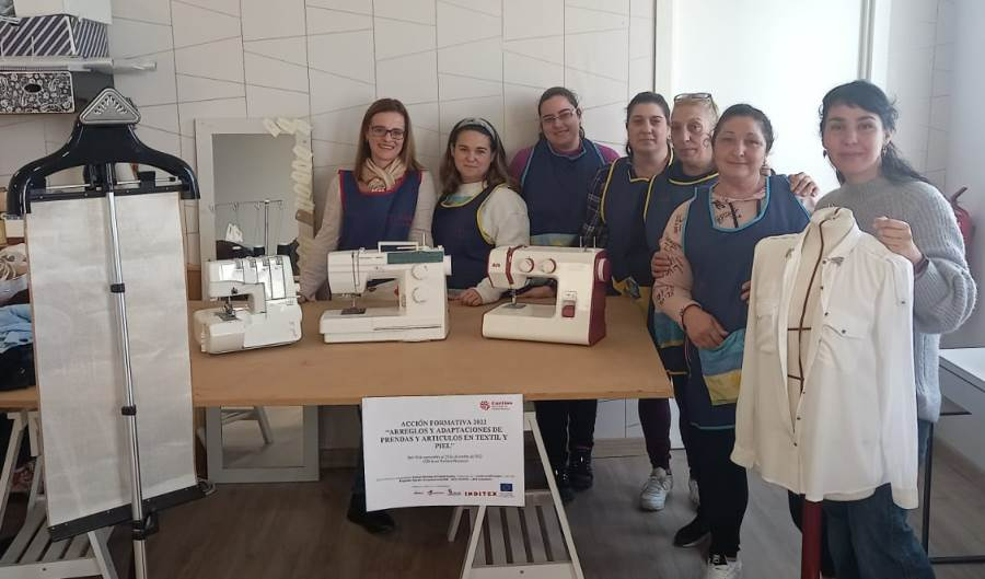 Las alumnas de la acción en costura de Cáritas comienzan sus prácticas