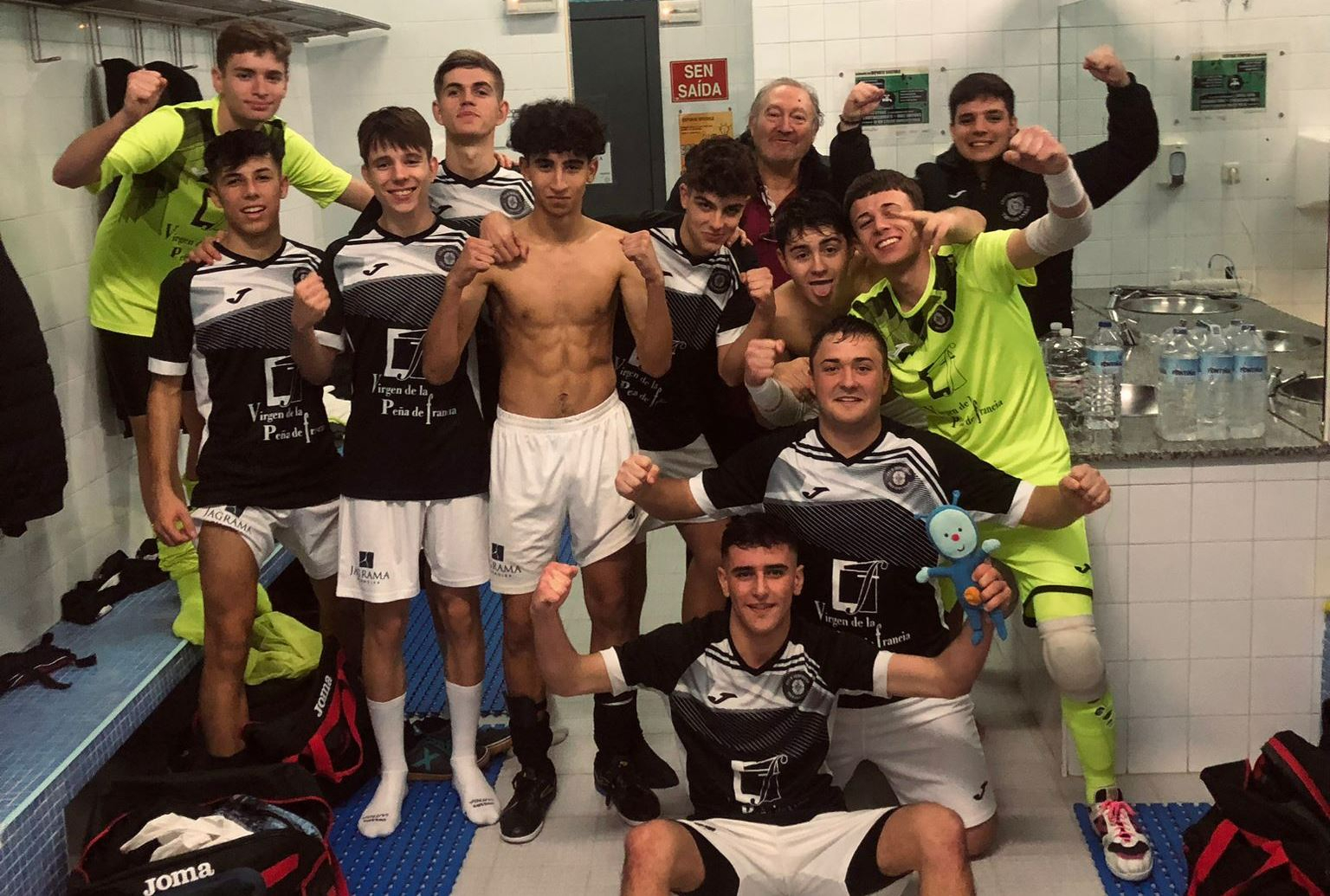 El III Juvenil alumbra un espléndido triunfo en Vigo