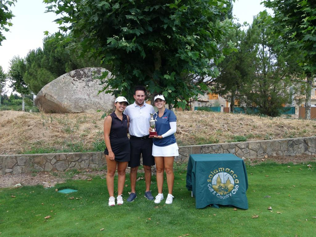 Carlota y Macarena, las dos golfistas salmantinas en busca el sueño americano