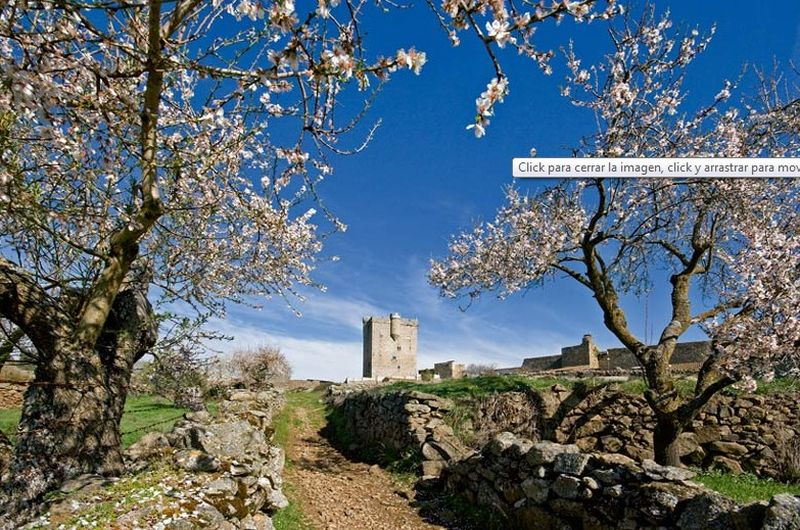 El edificio san Nicolás acoge en Vitigudino la exposición ‘Huellas de las Arribes’