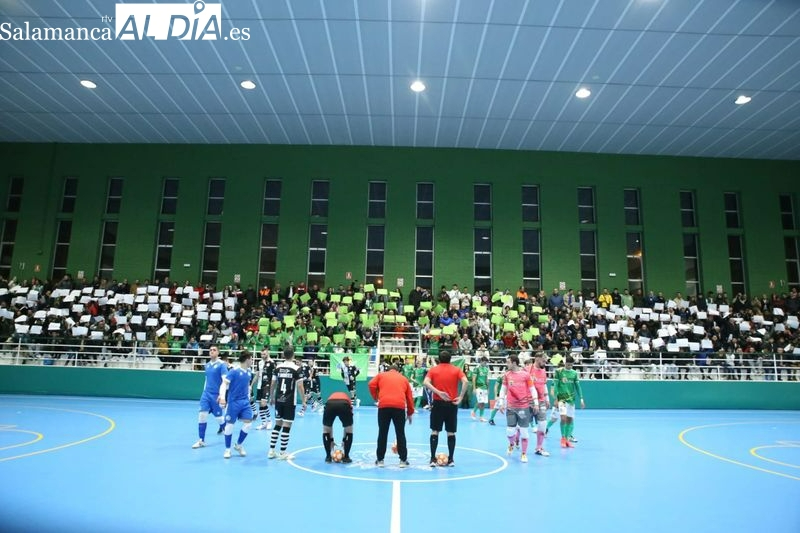 Ambientazo en Alba de Tormes por el derbi Piensos Durán Albense - Unionistas FS