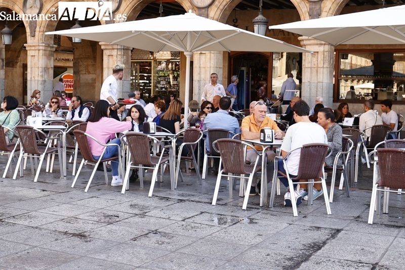 Ayudas de 9.000 euros para hosteleros que fomenten el empleo estable por cuenta ajena