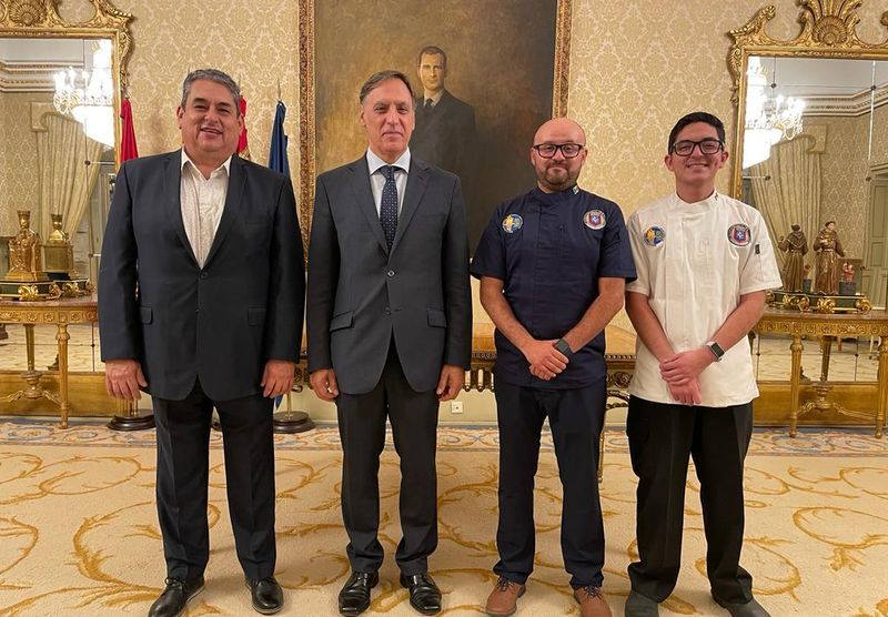 Cocineros de Nuevo León visitan Salamanca para impartir formación sobre gastronomía mexicana