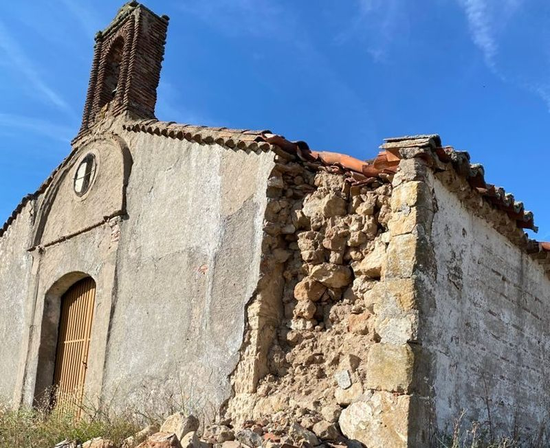 Un grupo de vecinos se une para salvar esta ermita salmantina
