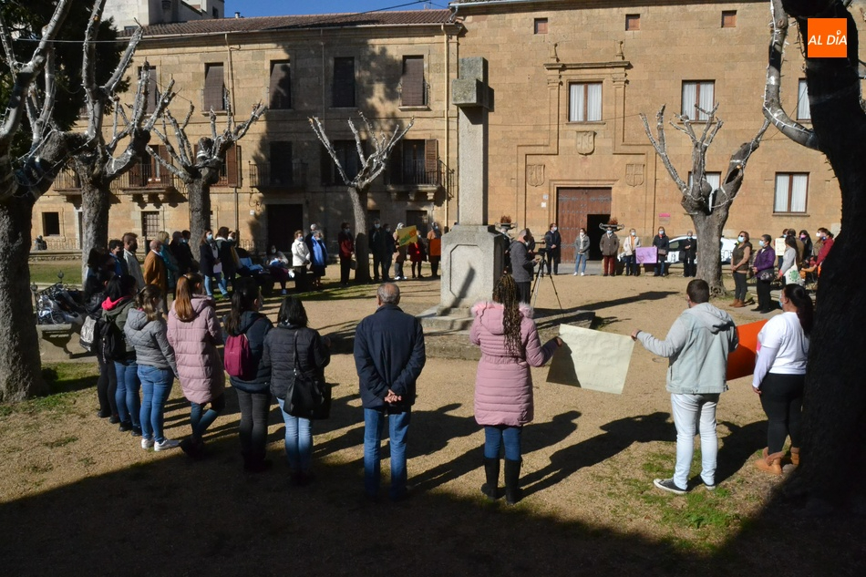 Cáritas convoca un Círculo del Silencio con motivo de la VI Jornada Mundial de los Pobres