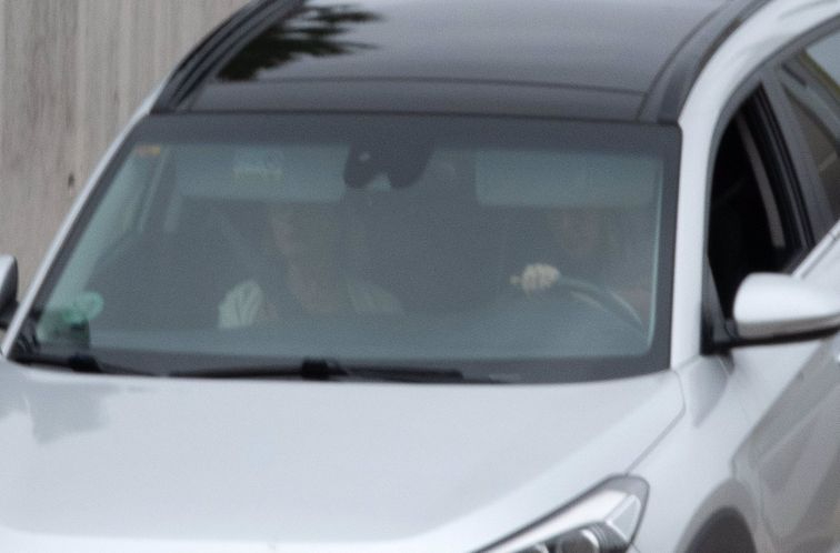 Sara Carbonero sigue ingresada: recibe la visita de su madre y su hermana en el hospital