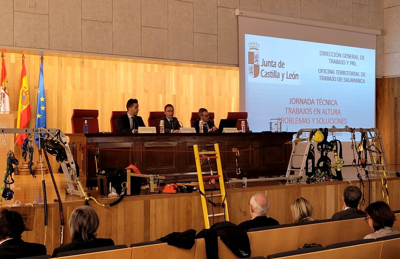 Jornada Técnica de la Junta para prevenir caídas de altura en el ámbito laboral