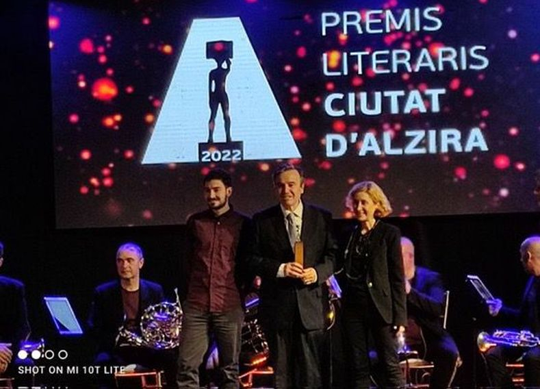 El exrector de la USAL que ha ganado el XXVIII Premio Europeo de Divulgación Científica