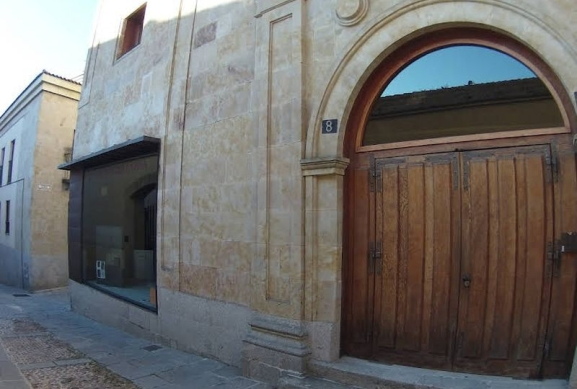 Concierto en honor a Caetano Veloso en el teatro Juan del Enzina