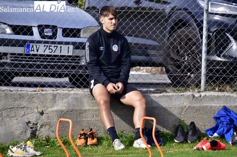 Marc Padilla se retira del entrenamiento del Salamanca UDS