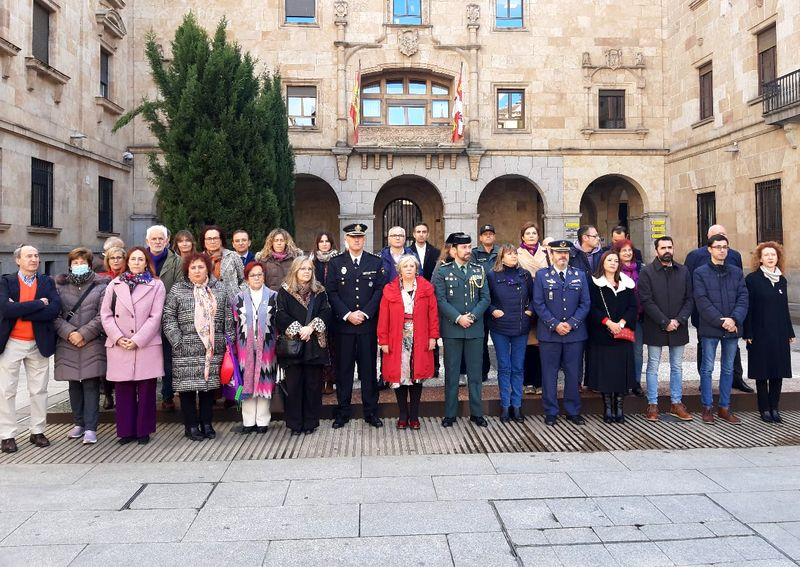 Alianza de autoridades y representantes salmantinos por la Eliminación de la Violencia contra la Mujer 