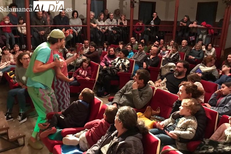 Los Titiriteros de Binefar triunfan en el Festival Provincia a Escena