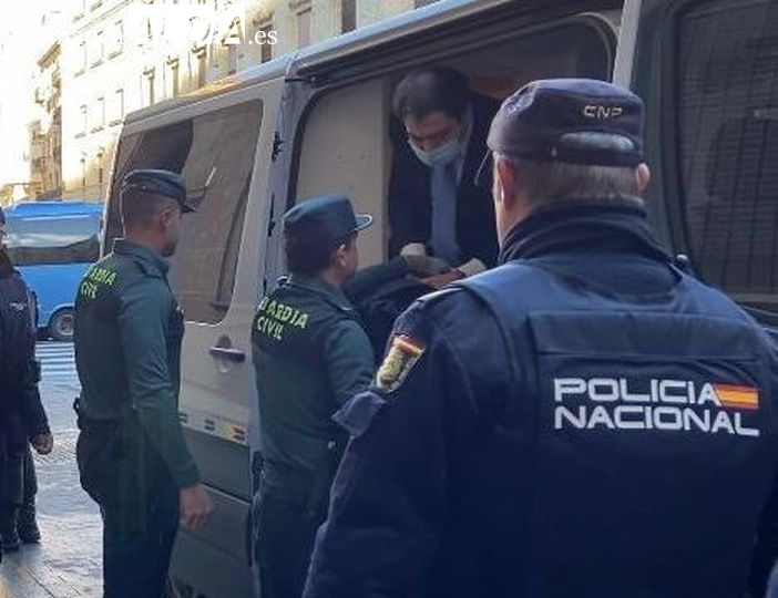 Han quedado demostrados los hechos. Los disparos se realizan cobardemente por la espalda, señala la acusación particular