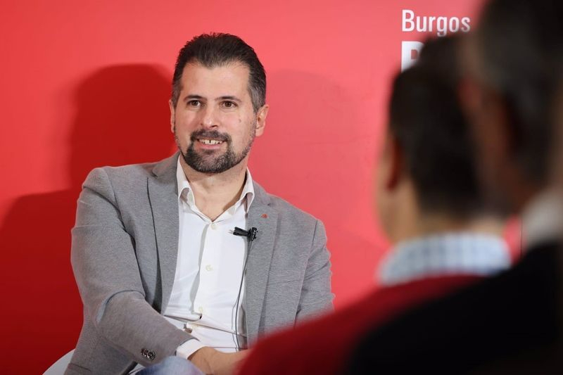 El PSOE pedirá en las Cortes la creación de facultades de Medicina en Burgos y León