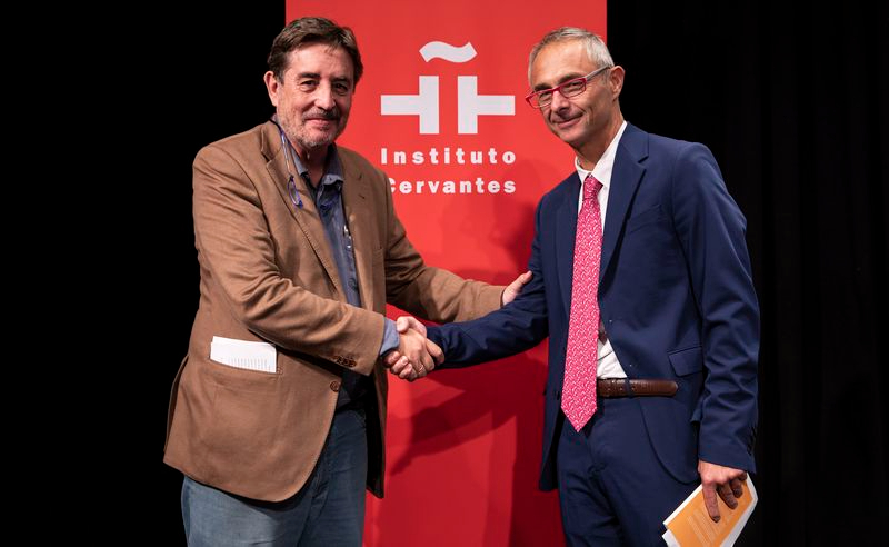La USAL seguirá gestionando las pruebas de los Diplomas de español como lengua extranjera (DELE) del Instituto Cervantes