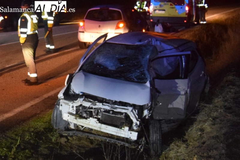 Dos heridos en un alarmante accidente entre un coche y un autobús en el termino de Campo de Peñaranda