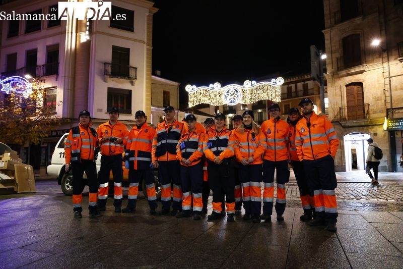 Un amplio despliegue policial y sanitario vela por la seguridad