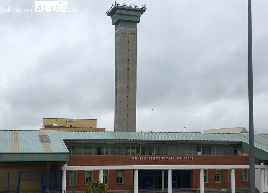 Un preso de Topas amordaza, roba y agrede a la empleada de una inmobiliaria que le enseñaba un piso