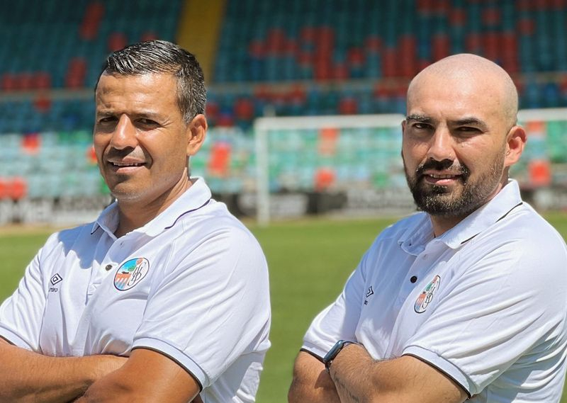 Rafael Dueñas y Jehú Chiapas toman el mando del Salamanca UDS