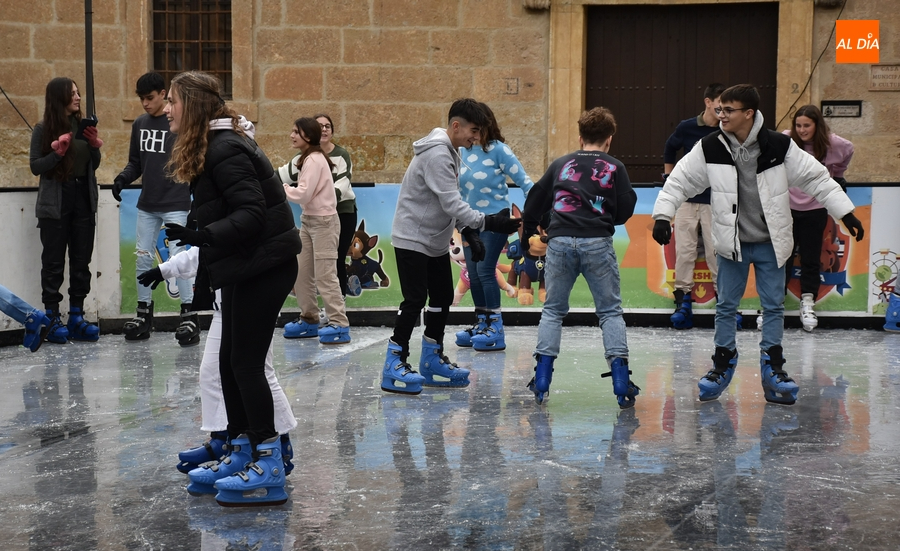 Despedida sobre hielo para los alumnos de Secundaria de Misioneras-Santa Teresa
