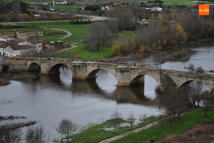 El Águeda amaina su fuerza tras llegar a rozar los 100 metros cúbicos por segundo de caudal