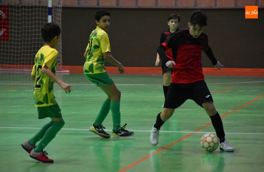 Cara y cruz para el Infantil y el Cadete regionales del III Columnas en el cierre del año deportivo en Foxá