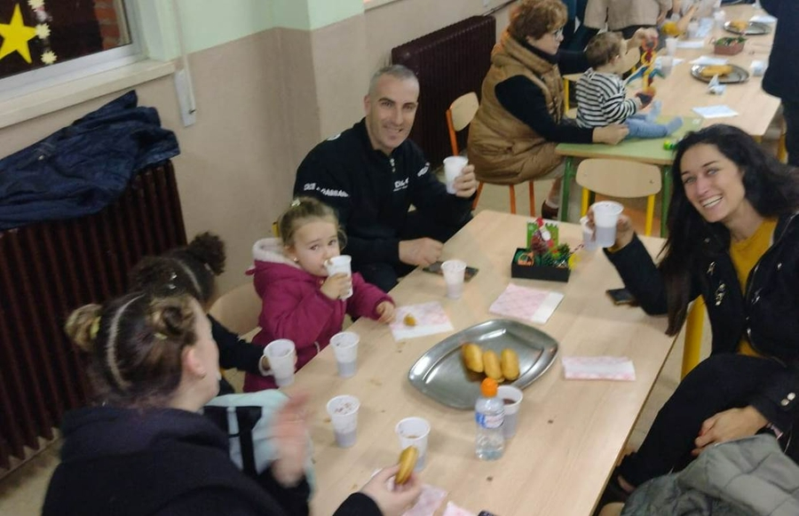 Dulce tarde en el Colegio Miróbriga con una chocolatada promovida por su AMPA