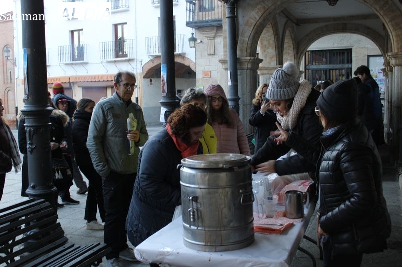 Castañas y chocolate por una buena causa 