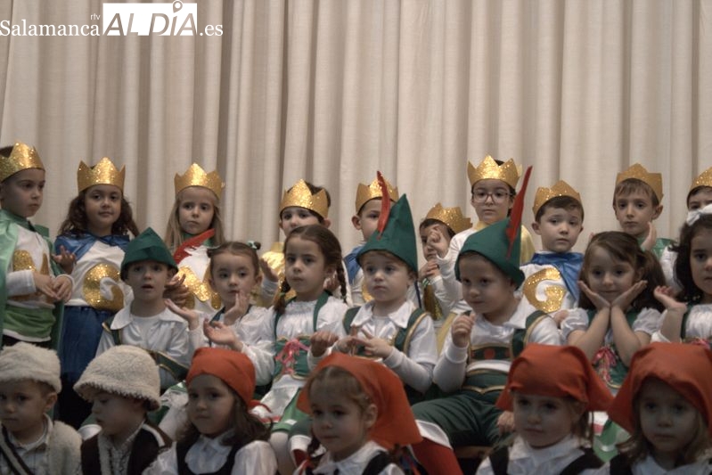 Actuaciones navideñas de Infantil y ESO en el Colegio Santa Isabel
