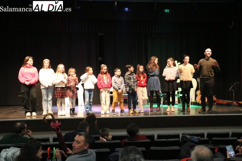 Bonita audición de Navidad a cargo de los alumnos de la Escuela de Música de Vitigudino