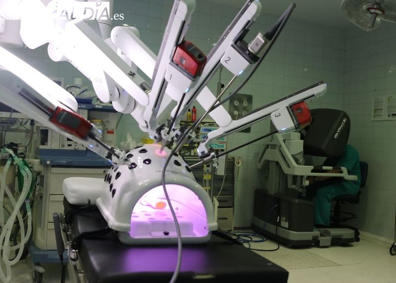El Hospital de Salamanca supera la 1.000 operaciones con el robot Da Vinci