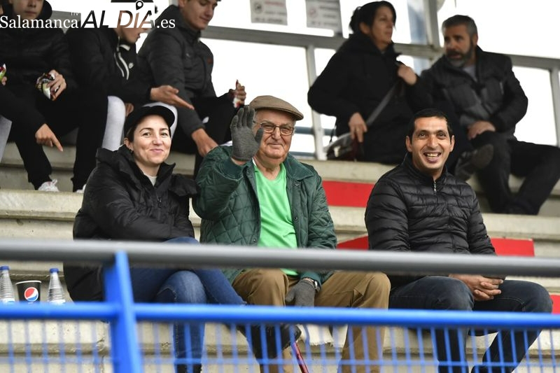 Los salmantinos se pasan el puente de diciembre disfrutando en las gradas