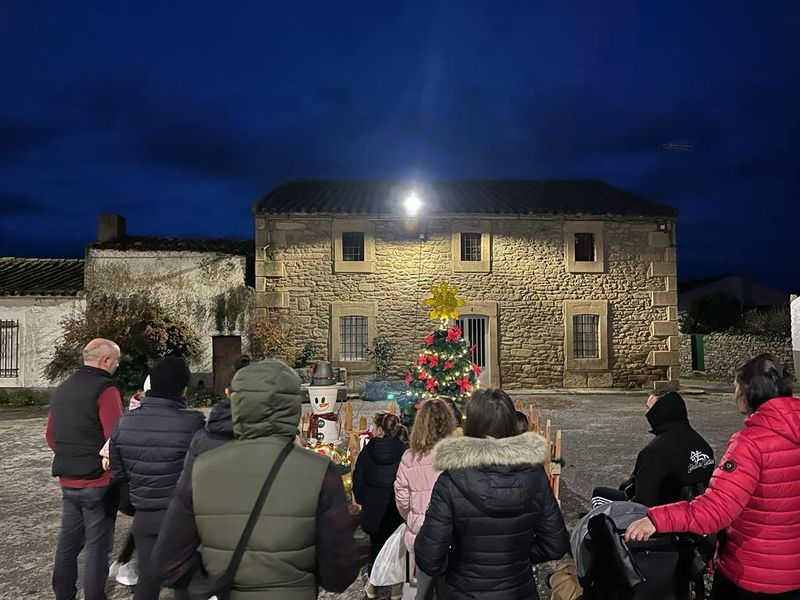 Bonito alumbrado y decoración navideña en Yecla de Yeltes