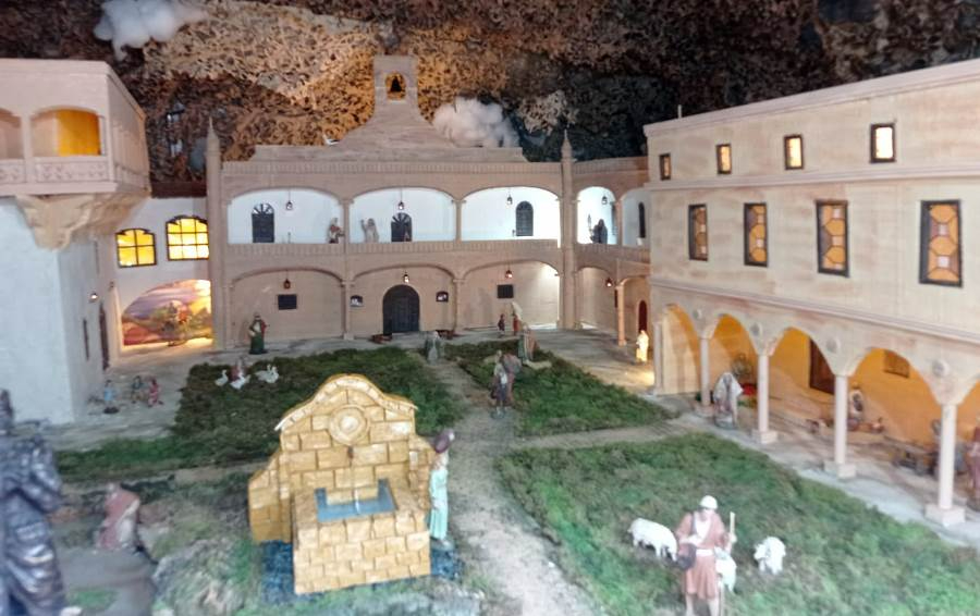 La Casa Consistorial mirobrigense luce en el belén del Regimiento de Ingenieros Nº11