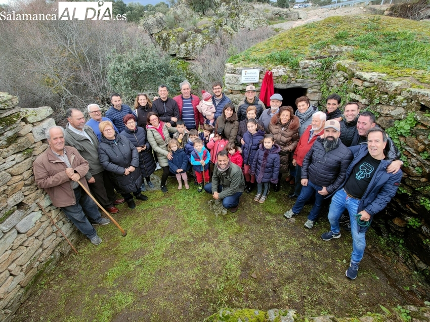 El Ayuntamiento de Sobradillo reconoce a la familia Marcos Rolin la donación del Molino de la Vega 