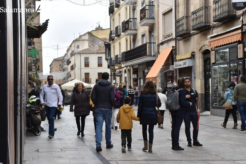 Los españoles gastarán una media de 497 euros durante estas navidades