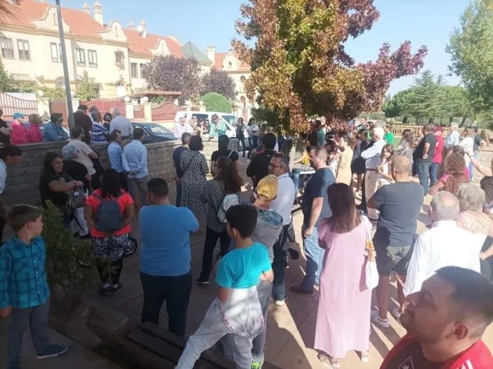 Los vecinos, indignados por la falta de respuesta del Ayuntamiento ante la subida exagerada del agua