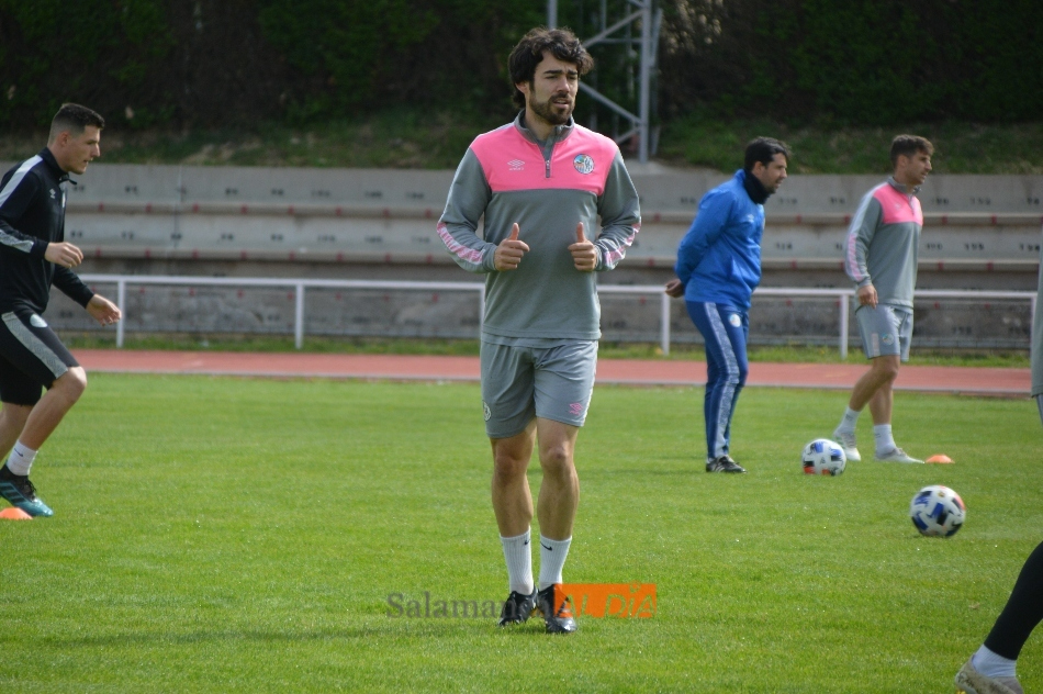 El Salamanca UDS y Javi Navas ya están en conversaciones para un posible regreso