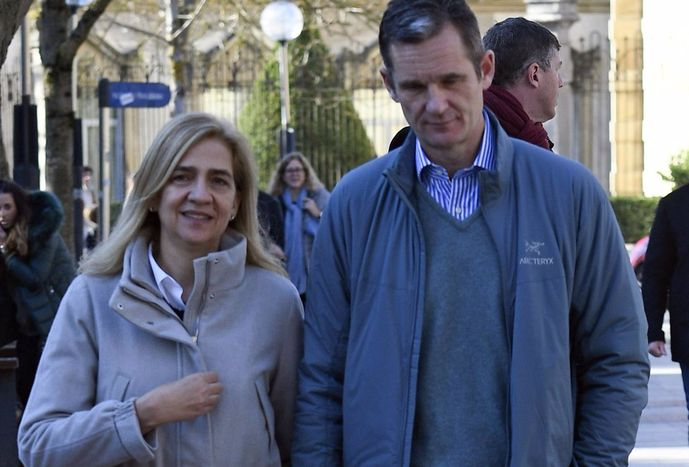 La Infanta Cristina e Iñaki Urdangarín recibirán 201.000 euros por pagar de más por el caso Nóos