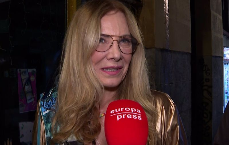 Belén Rodríguez reaparece sonriente, muy animada e ignorando al equipo de Sálvame