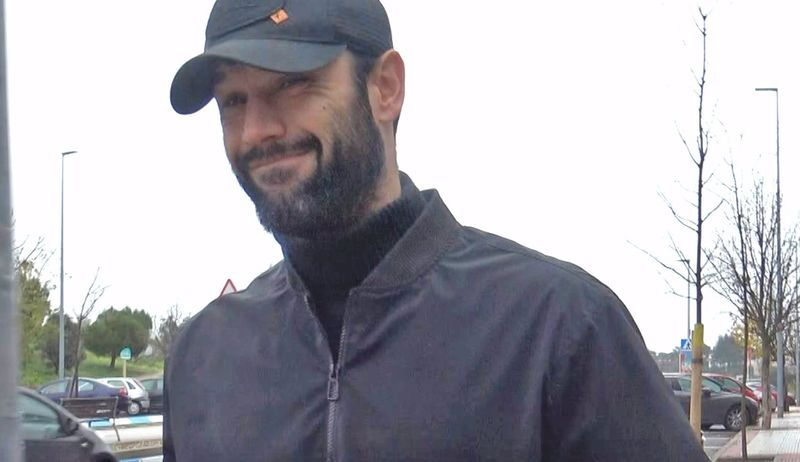 ¡Rompe su silencio! Jorge Pérez reaparece tranquilo y sonriente tras su polémico affaire con Alba Carrillo