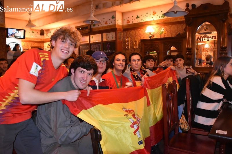 Salamanca sufre con España... pero celebra el pase a octavos del Mundial