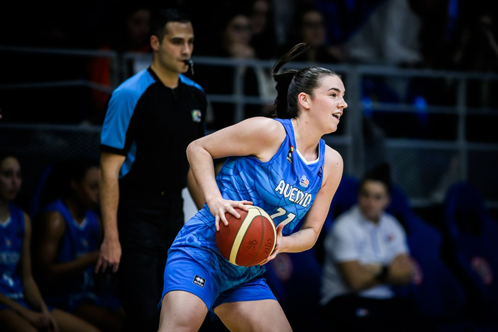 El Perfumerías Avenida asalta la casa del campeón de la Euroliga con un gran debut de Carleton (53-75)