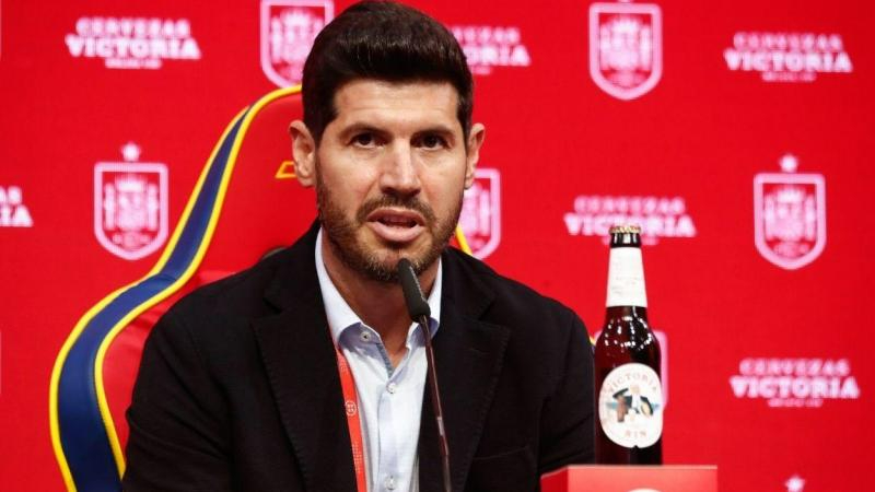 Otro adiós más en España tras el Mundial: Molina deja su puesto de director deportivo y Albert Luque le releva