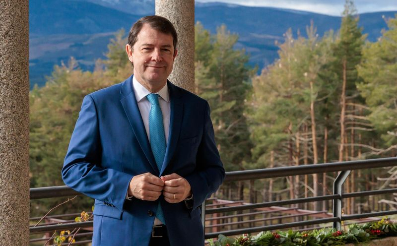 Mañueco llama a afrontar 2023 con autoestima y mucha ilusión 